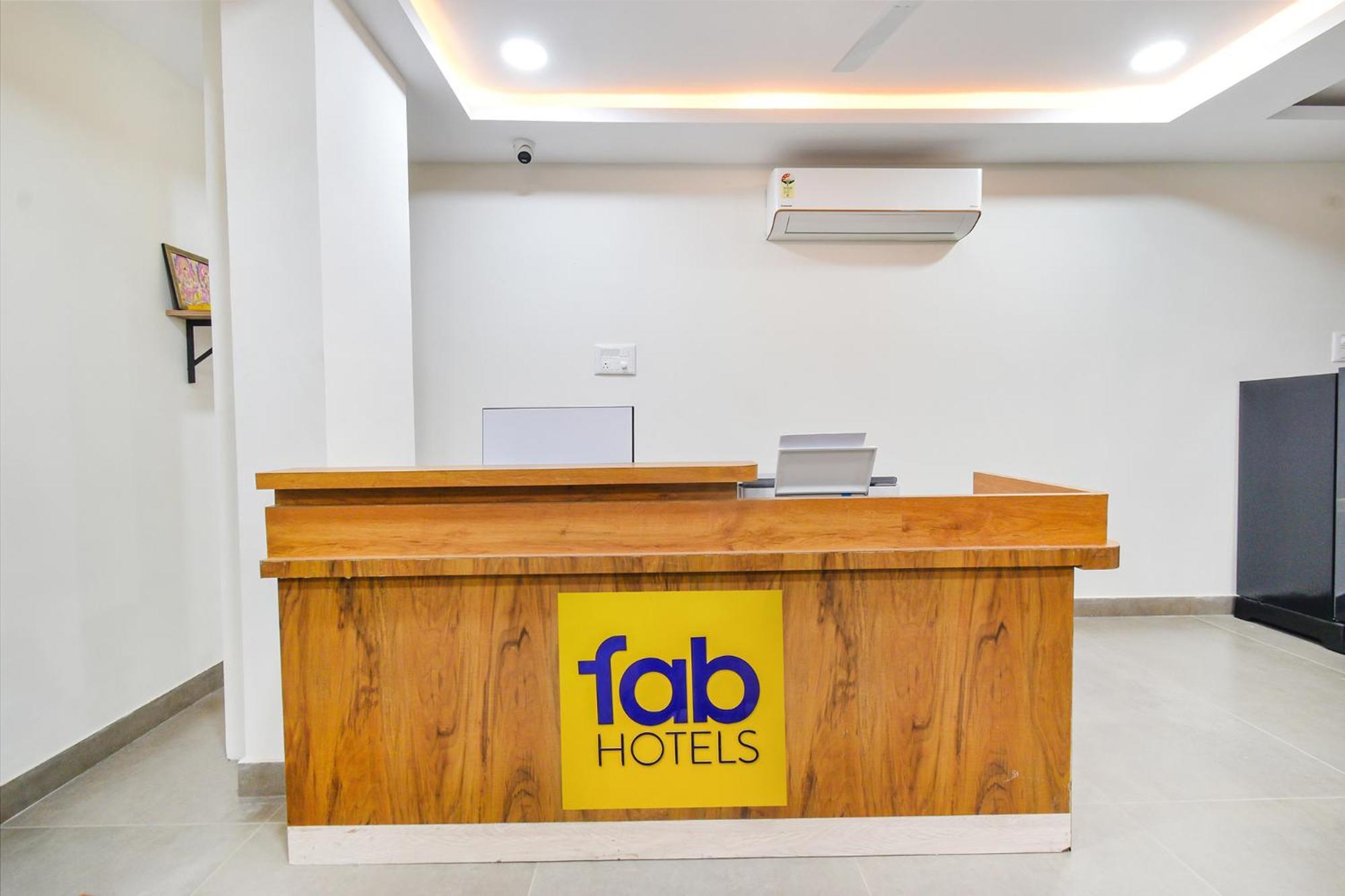 Fabhotel Seri - Nr Kims Hospital, Gachibowli Haidarábád Kültér fotó