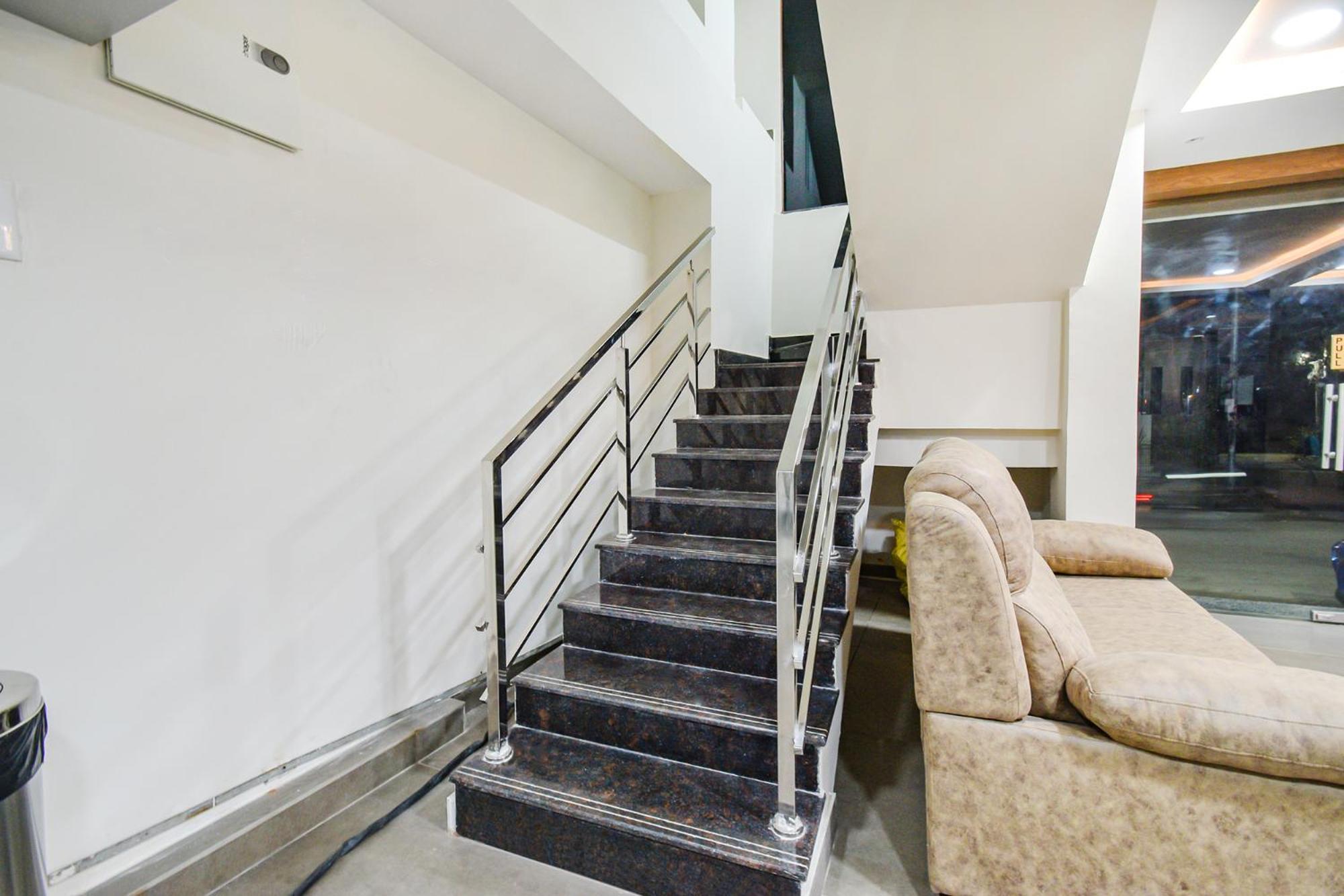 Fabhotel Seri - Nr Kims Hospital, Gachibowli Haidarábád Kültér fotó