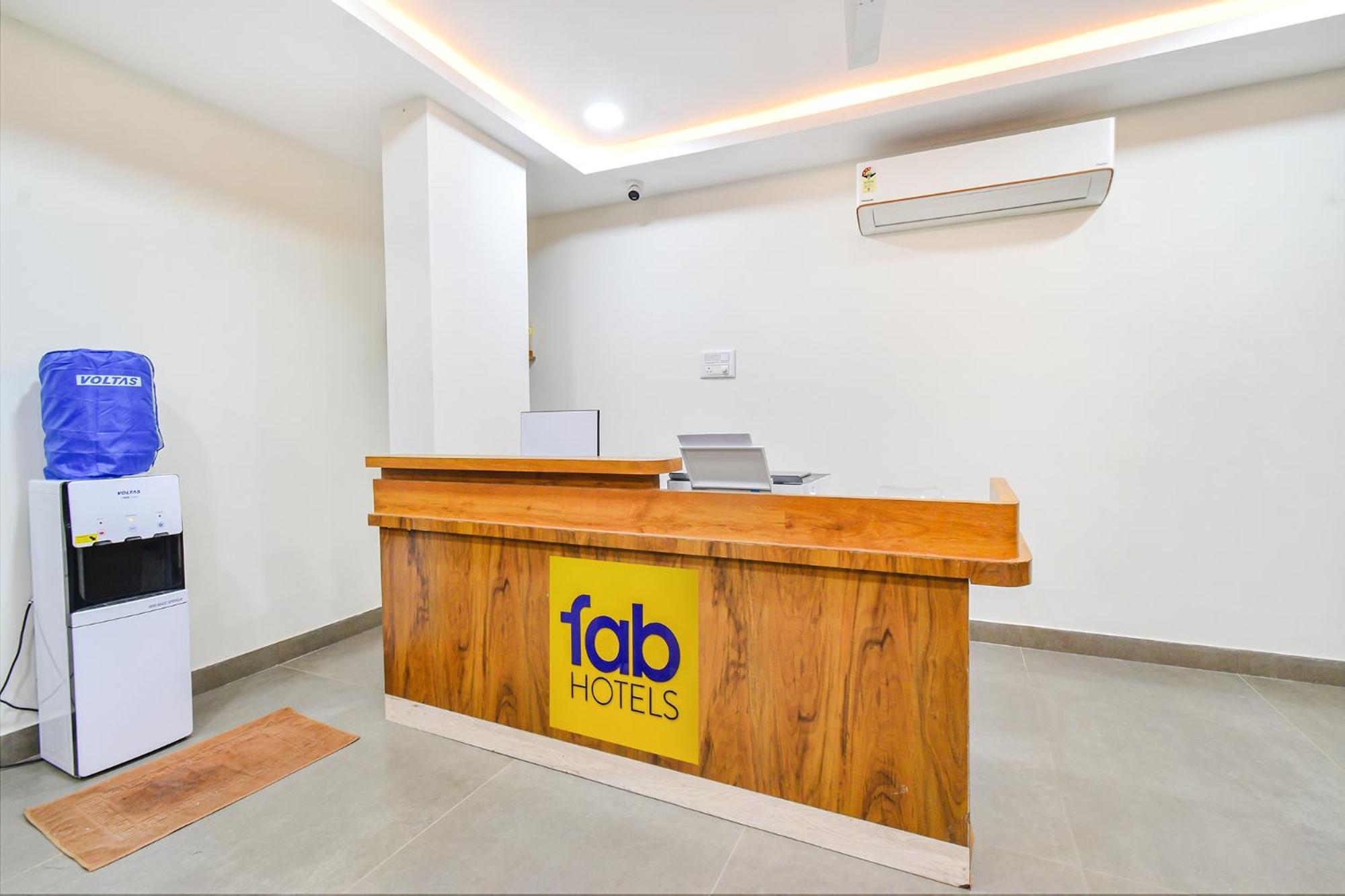 Fabhotel Seri - Nr Kims Hospital, Gachibowli Haidarábád Kültér fotó