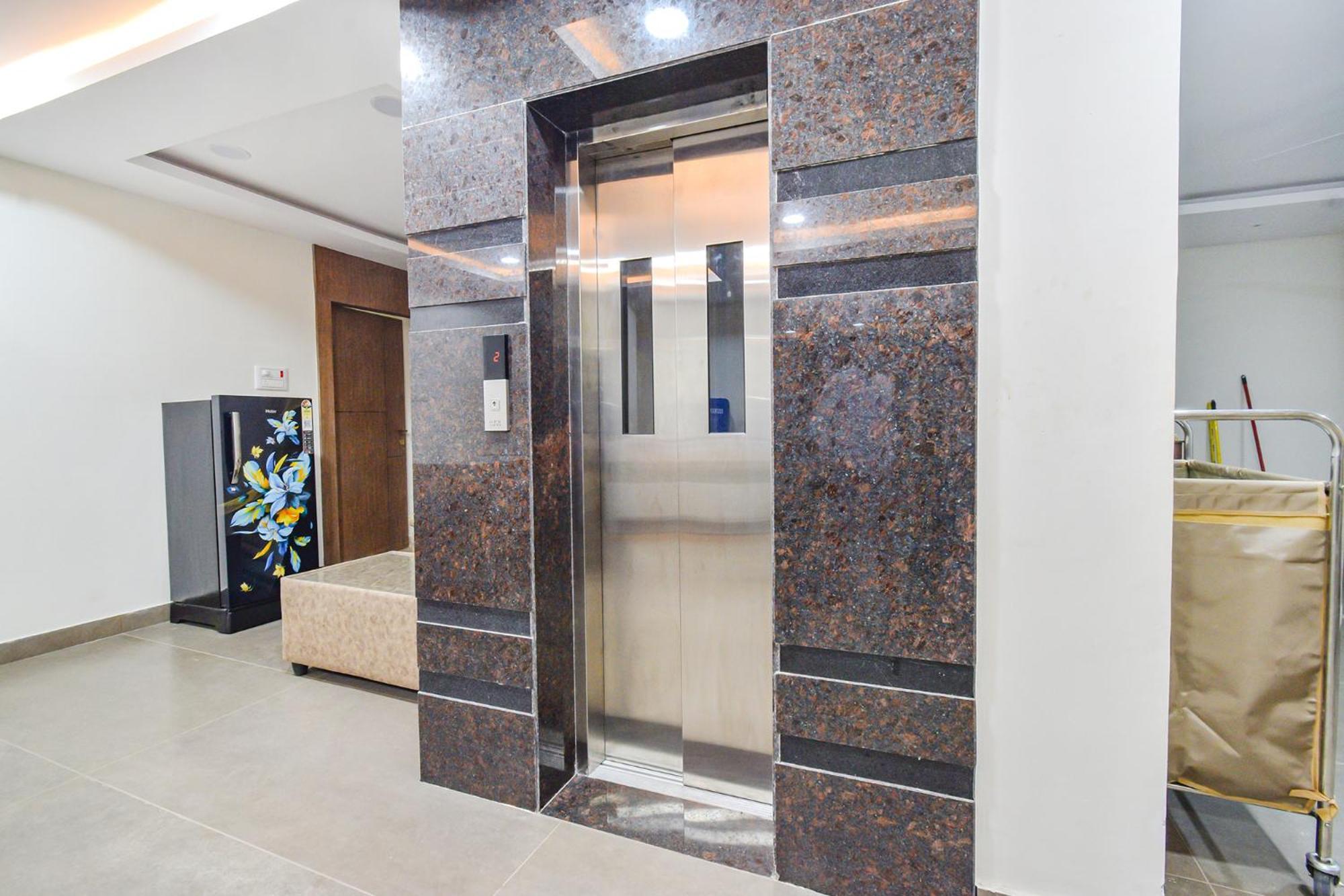 Fabhotel Seri - Nr Kims Hospital, Gachibowli Haidarábád Kültér fotó